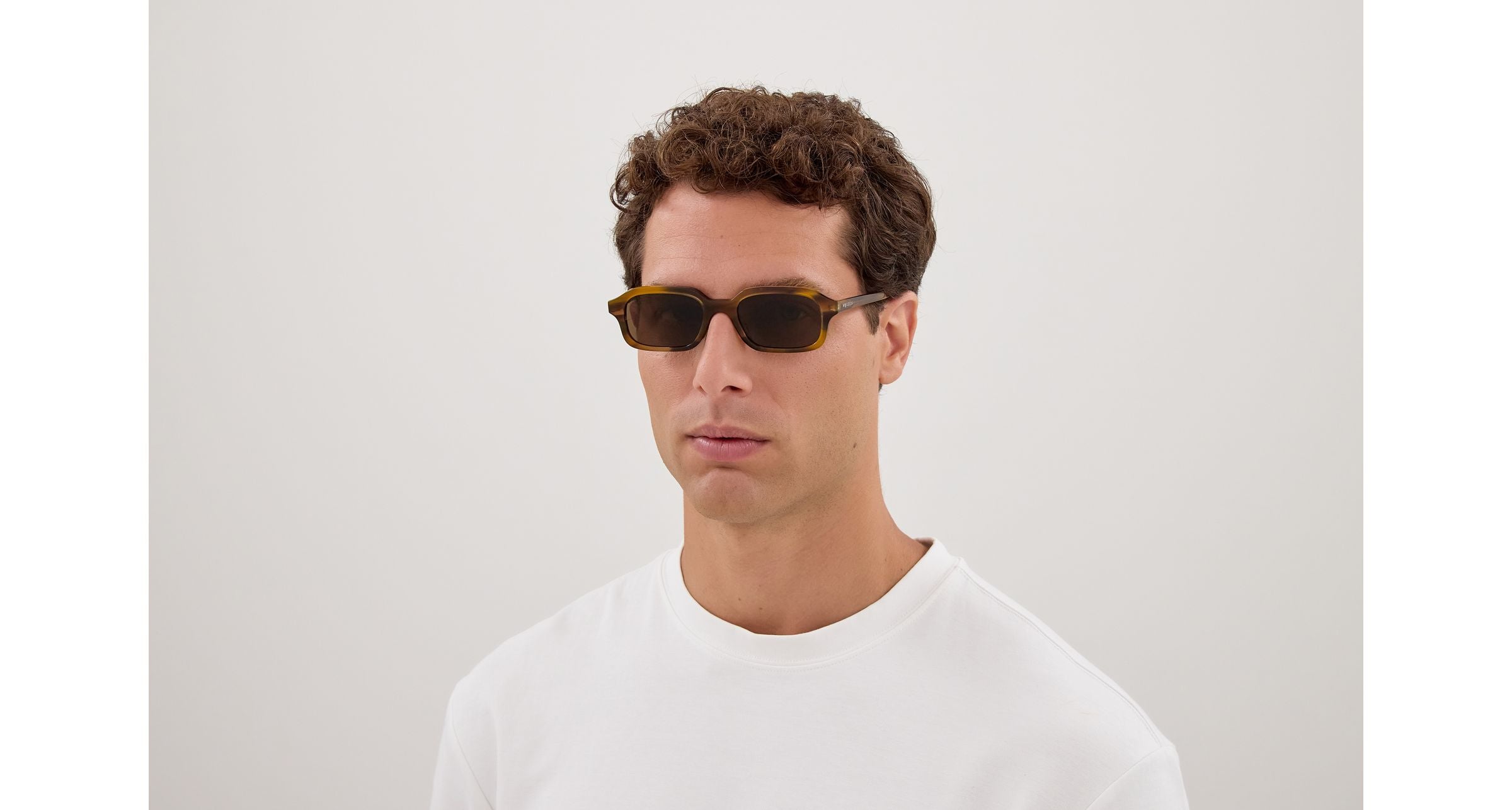 Alexander McQueen AM0558S 003