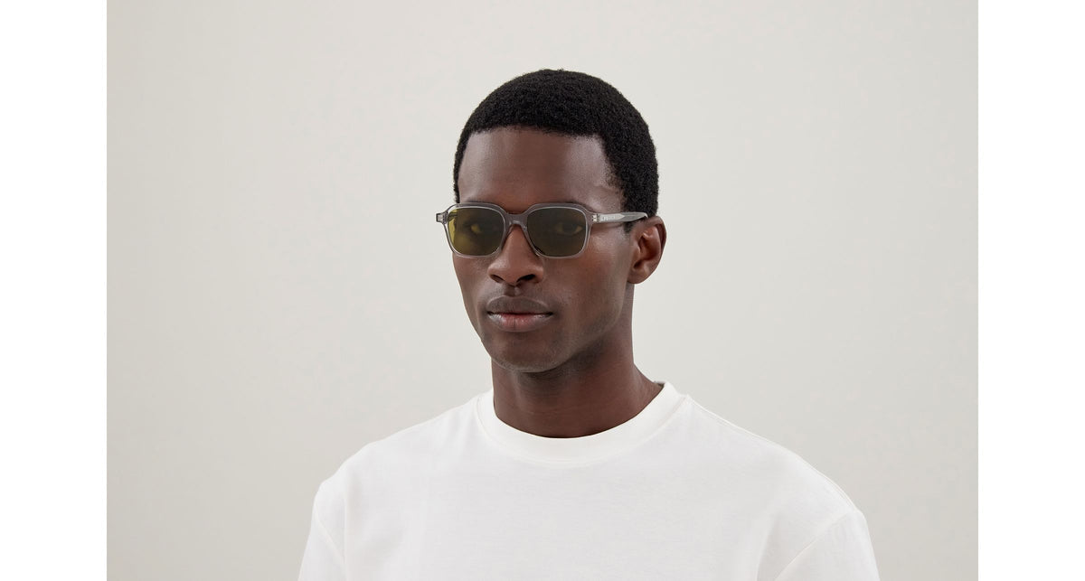 Alexander McQueen AM0571S 004