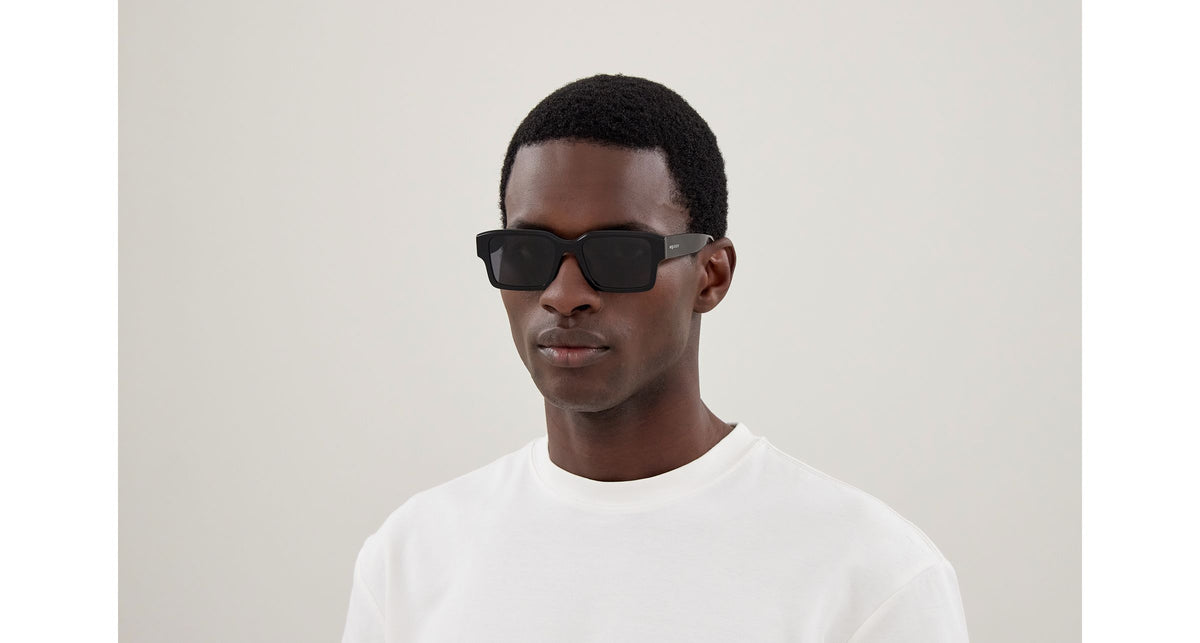 Alexander McQueen AM0579S 001 Occhiali da sole Alexander McQueen 2
