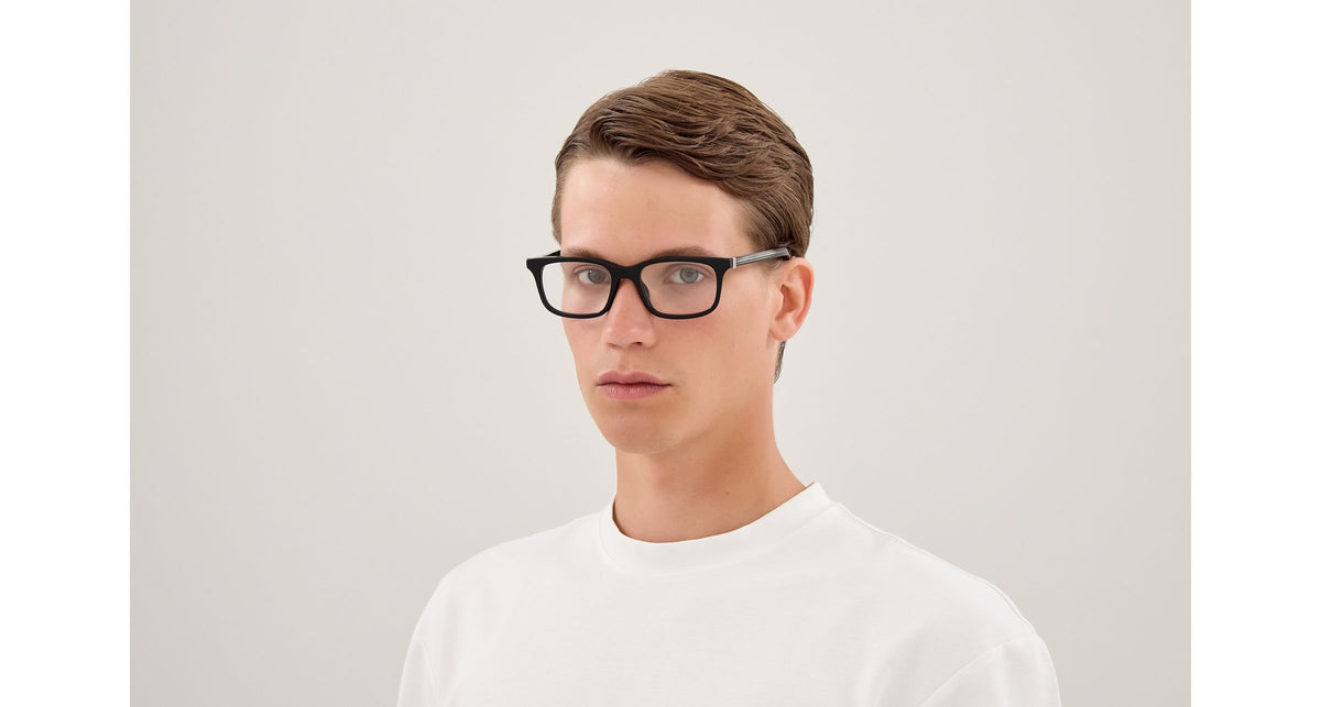 Alexander McQueen AM0587O 001