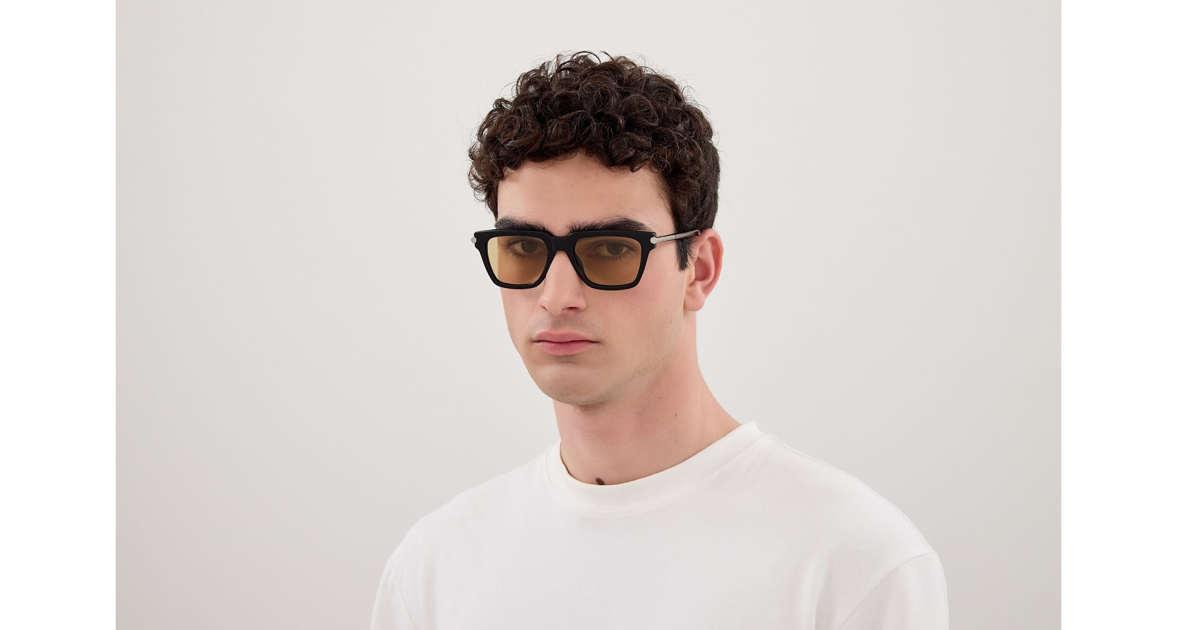 Alexander McQueen AM0519S 003 Occhiali da sole Alexander McQueen 4