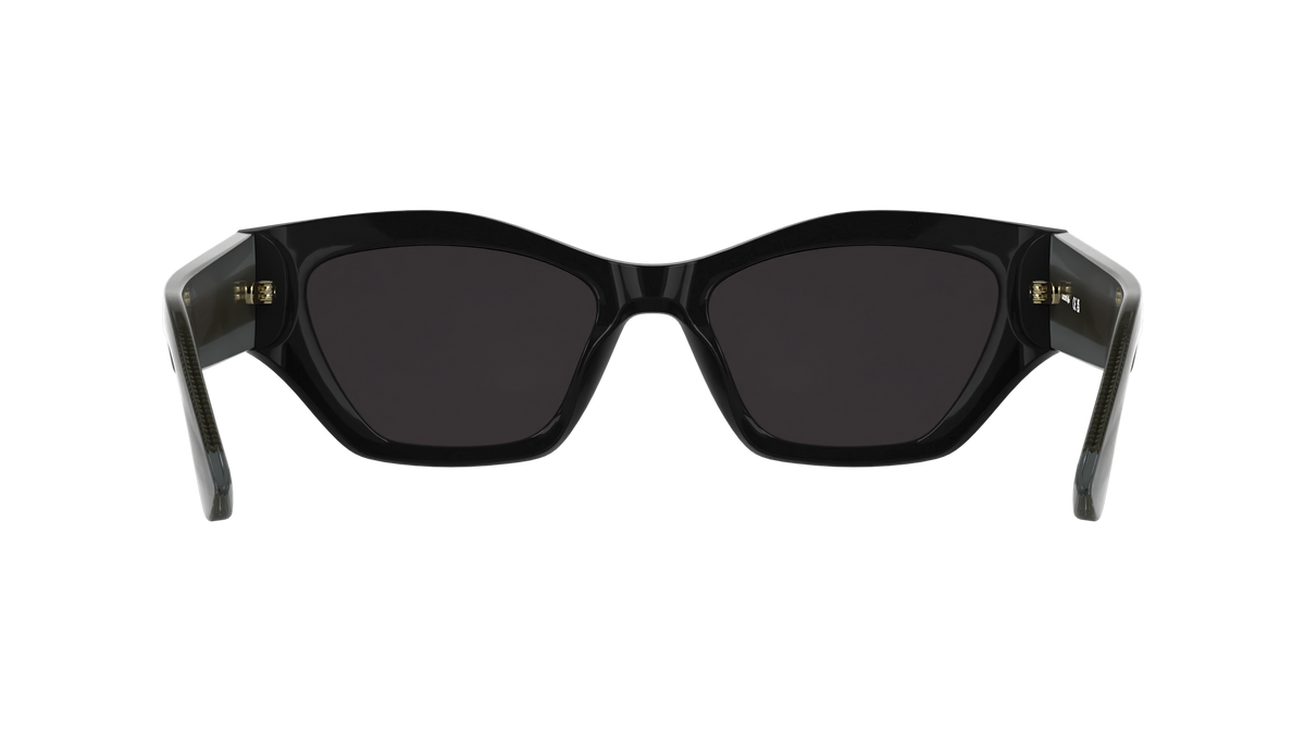 Lacoste L6072S 001